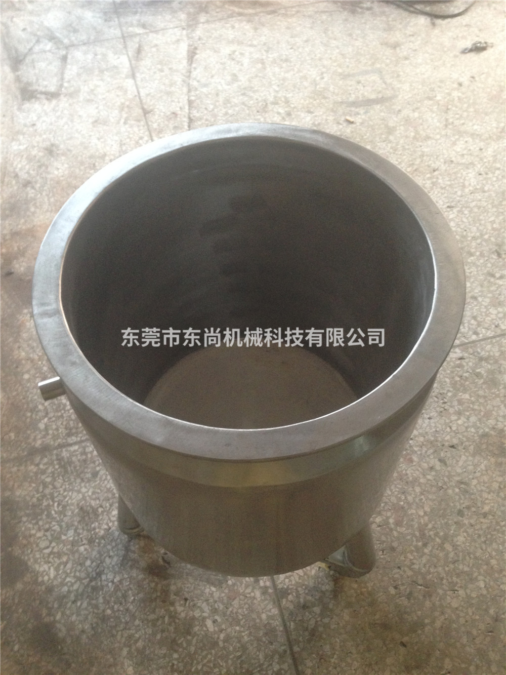  不锈钢桶 (10)